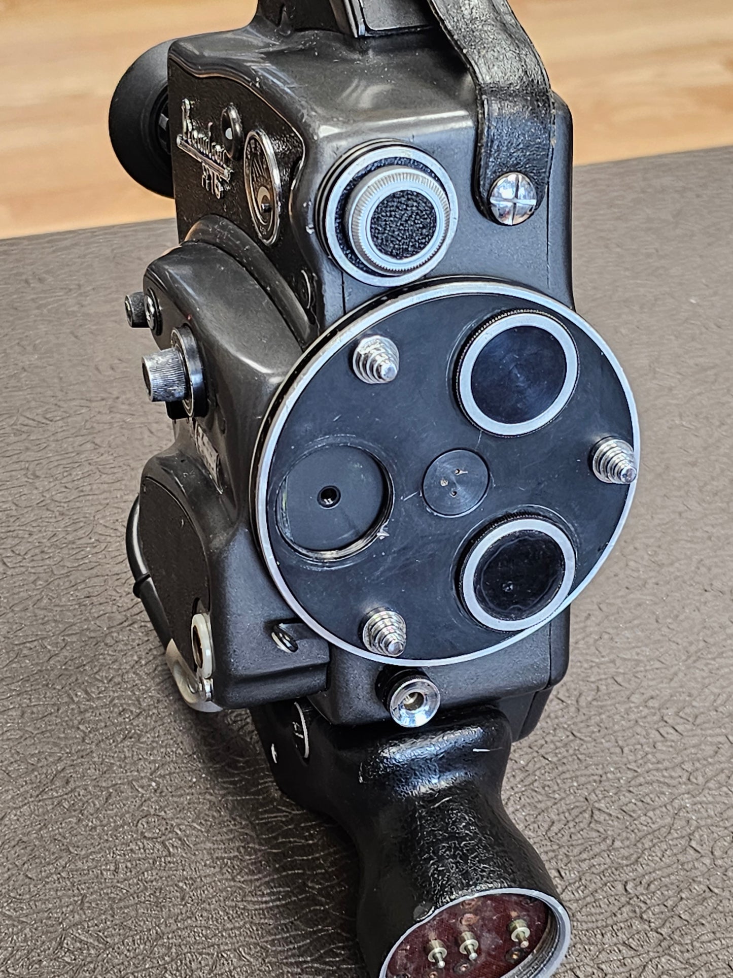 Beaulieu R-16 Camera body with powergrip S# 80922