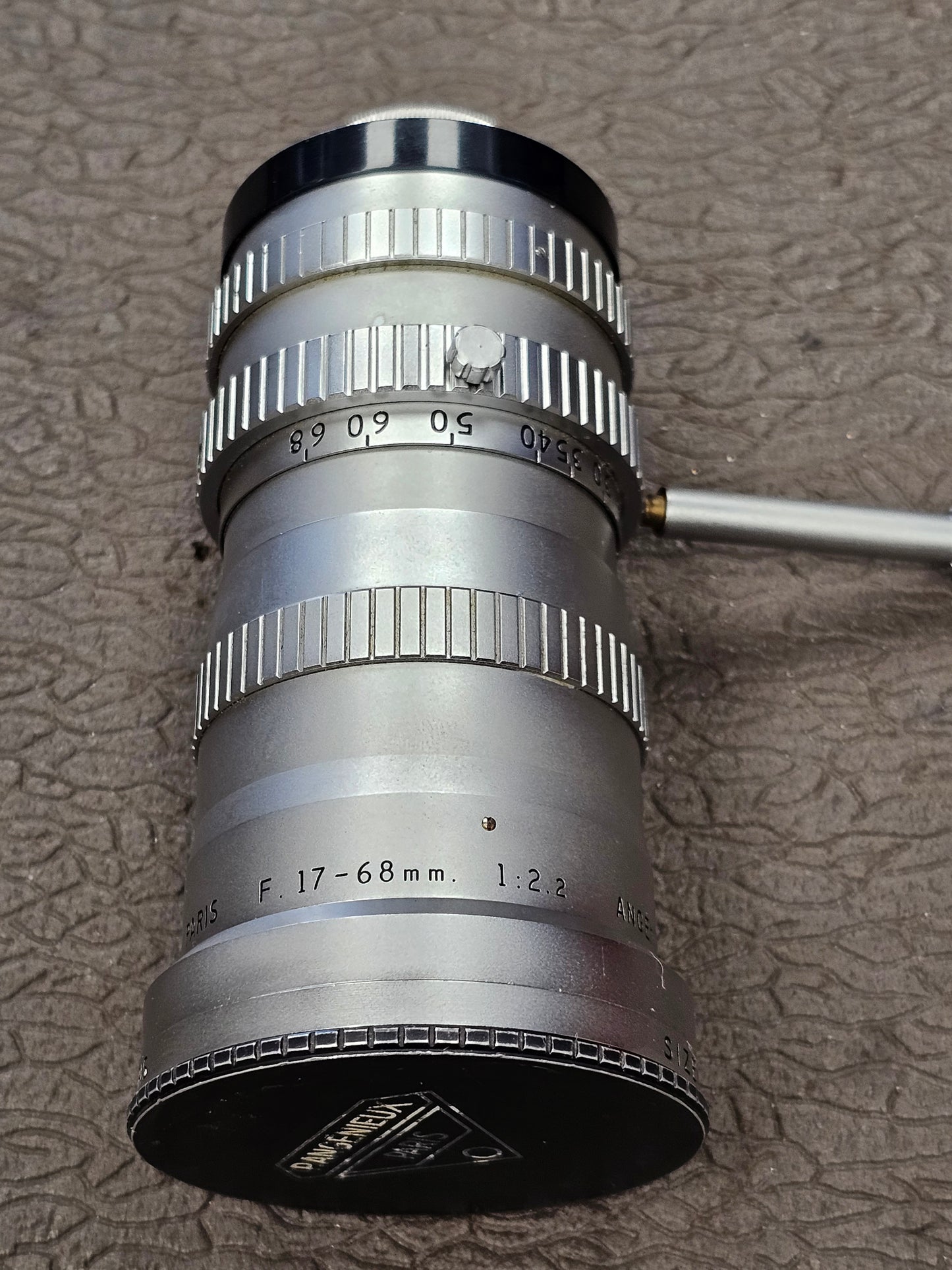 Angenieux 17-68mm f2.2 C-Mount Zoom lens Type L2 (Silver Version) S# 812025