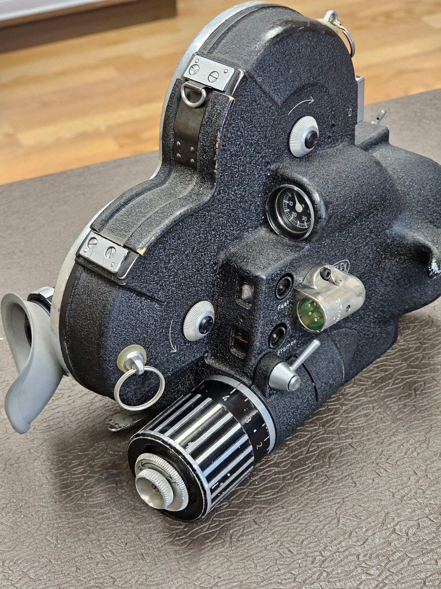 Arri S 16mm Camera Body with eyepiece S# 13902