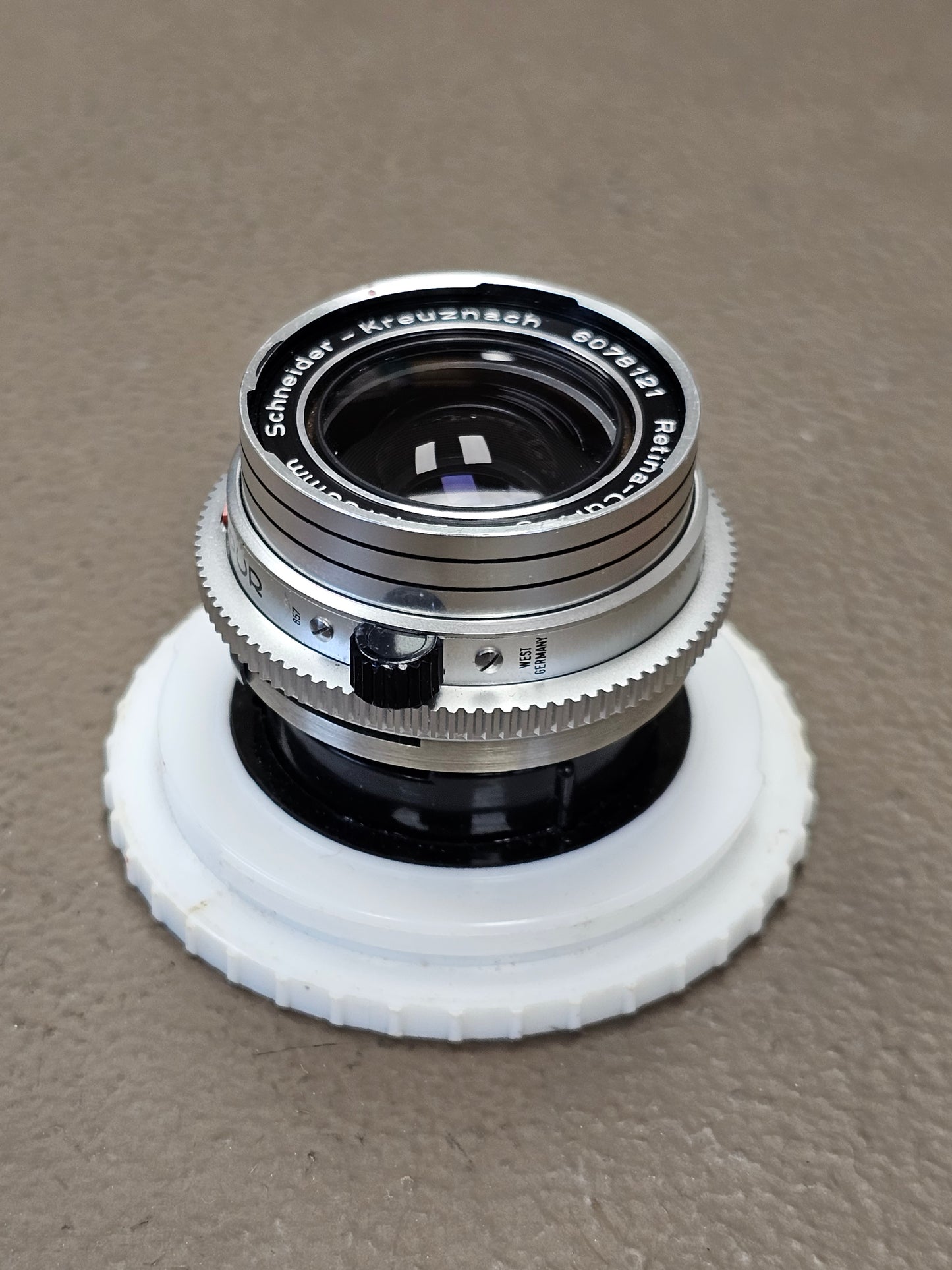 Schneider-Kreuznach Retina-Curtagon 35mm f2.8 Compur for Kodak Retina Reflex S# 6078121