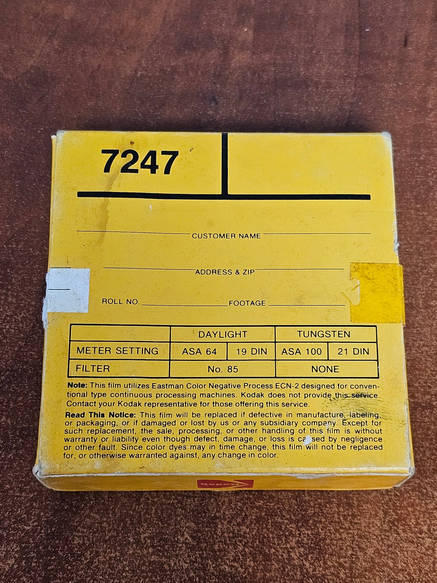 KODAK 16mm 100' 7247 100T Color Negative II Film ( Expired Fim Stock )