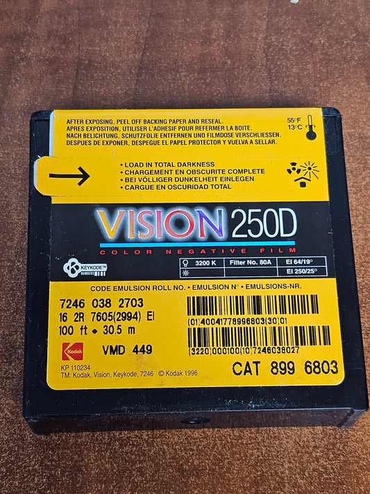 KODAK 7246 16mm 100' VISION 250D Color Negative Film