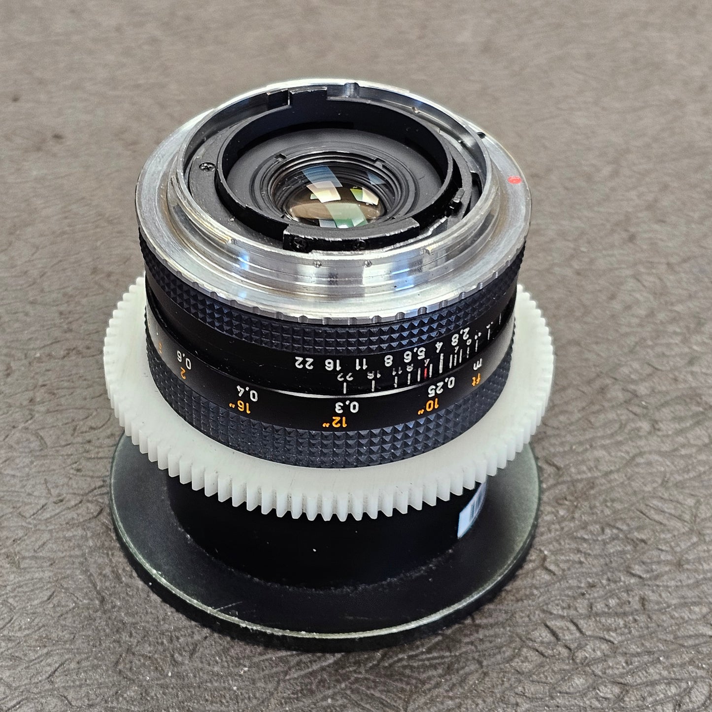 Zeiss Contax Distagon 25mm f2.8 T* Contax Mount Lens S# 6005239