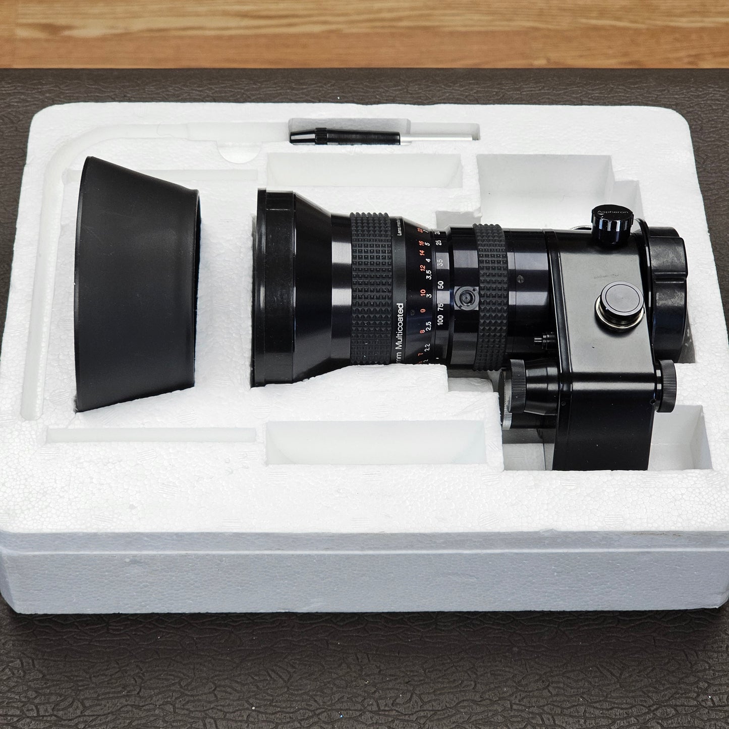 Kern Vario-Switar 100 PTL 12.5mm-100mm t2.5 Multicoated Zoom lens in Bolex Bayonet Mount S# 1120576