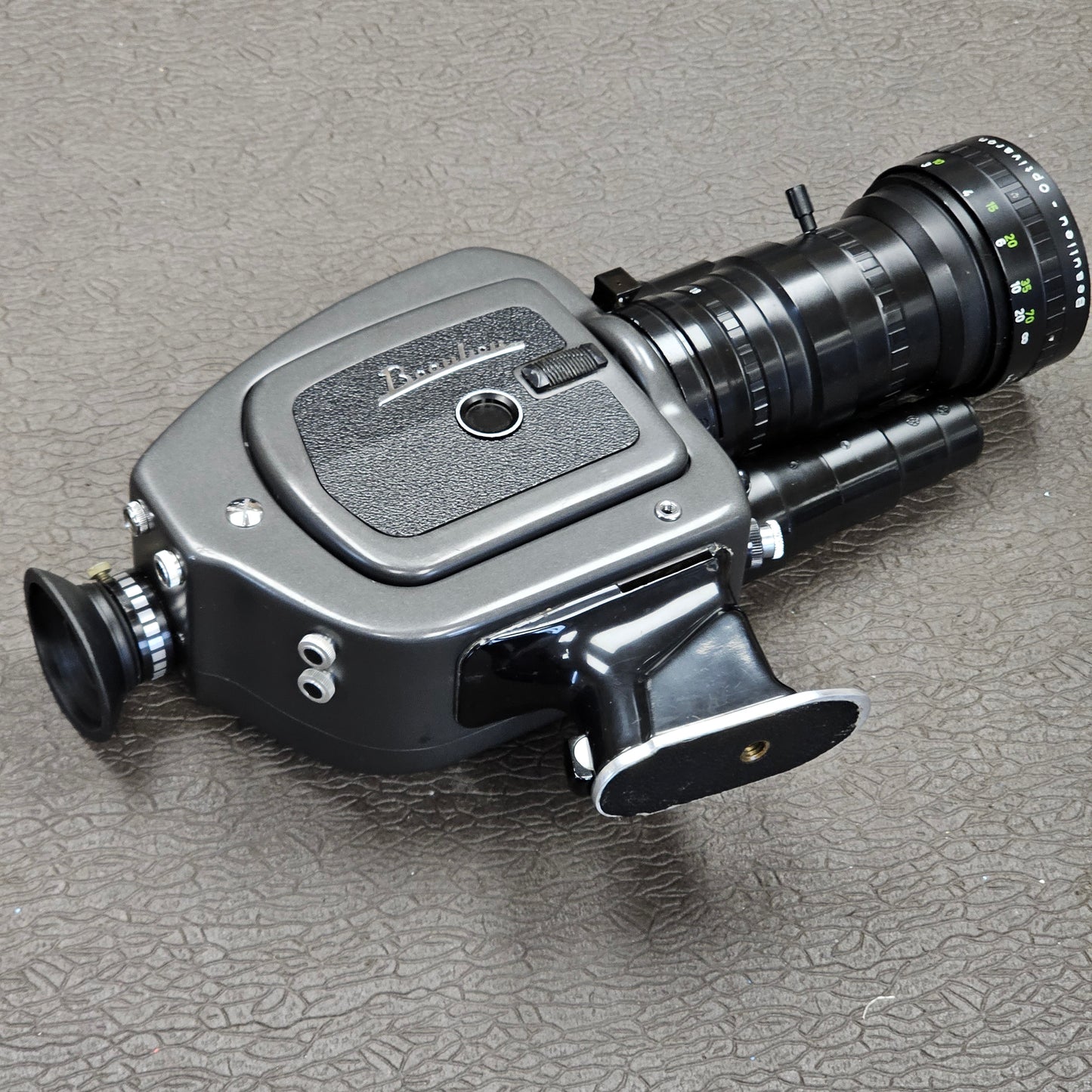 Beaulieu 4008 ZM2 Super 8mm Camera S# 818622 with Schneider-Kreuznach Beaulieu Optivaron 6-66mm T1.8 Zoom lens S# 11936958