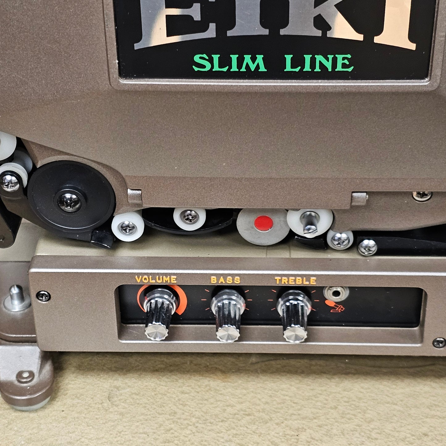 Eiki SNT-O SLim Line 16mm Autoload Sound Projector S# 23421