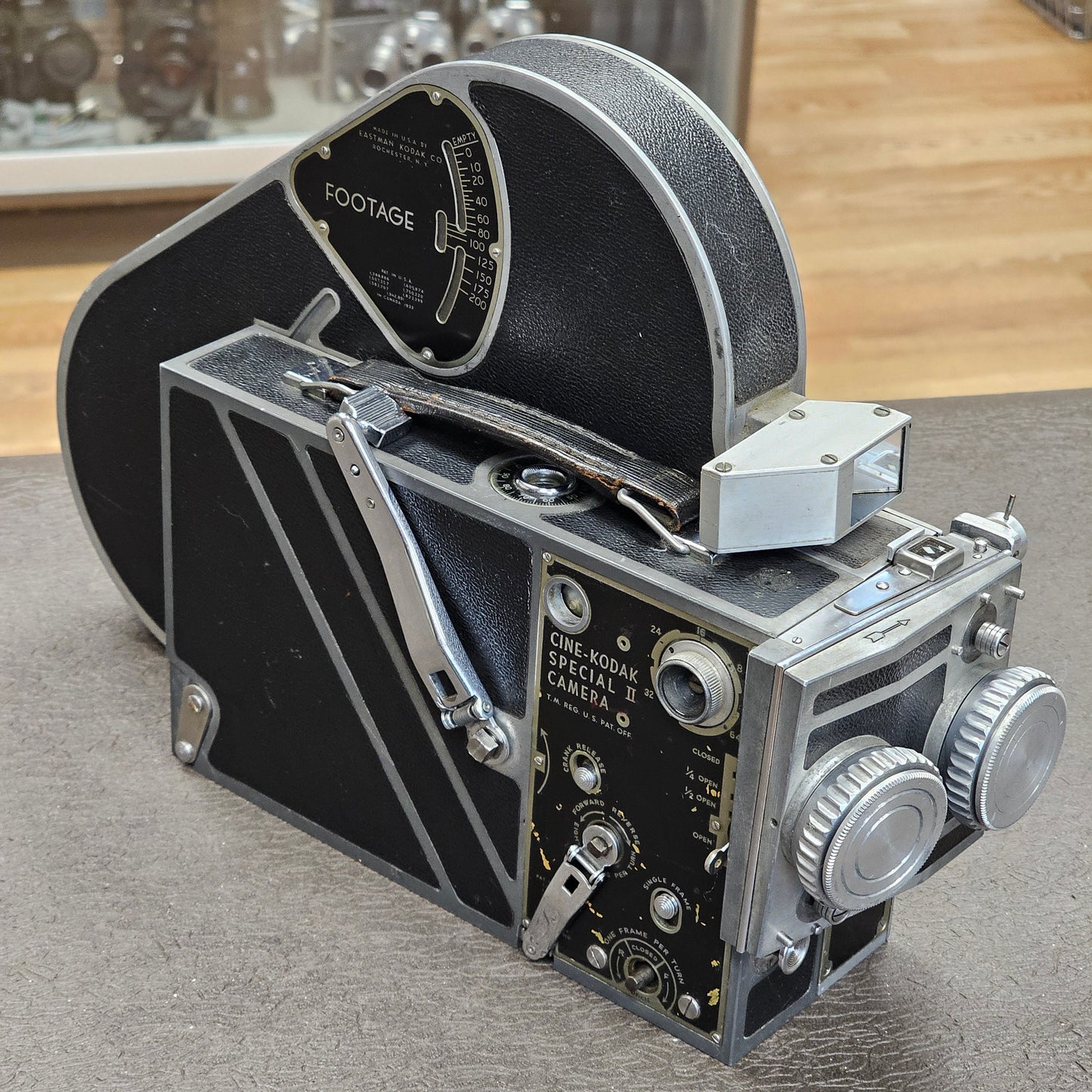 Cine-Kodak SpeciaI 200' 16mm Magazine