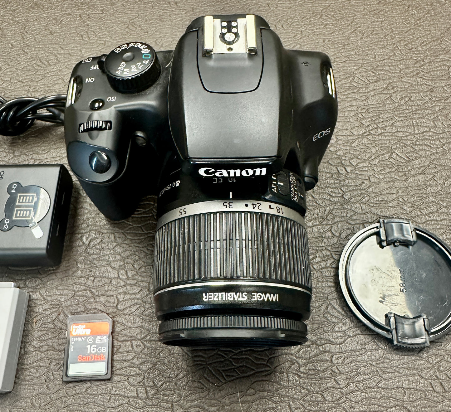 Canon EOS Rebel XS S# DS126191 with Canon Zoom Lens EF-S 18-55mm S#5762018464