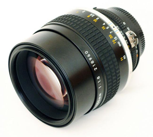 Nikon 105mm f/1.8 Cinestyle