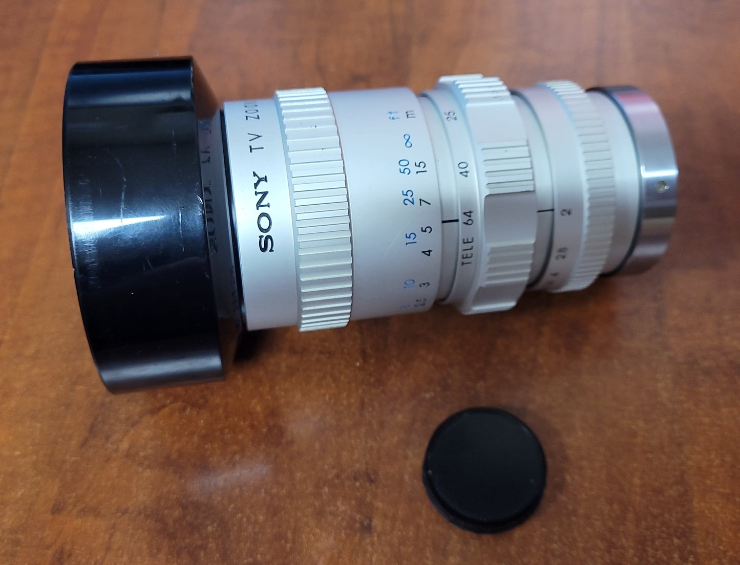 Sony 16-44mm f2 C Mount TV Zoom lens S# 225816