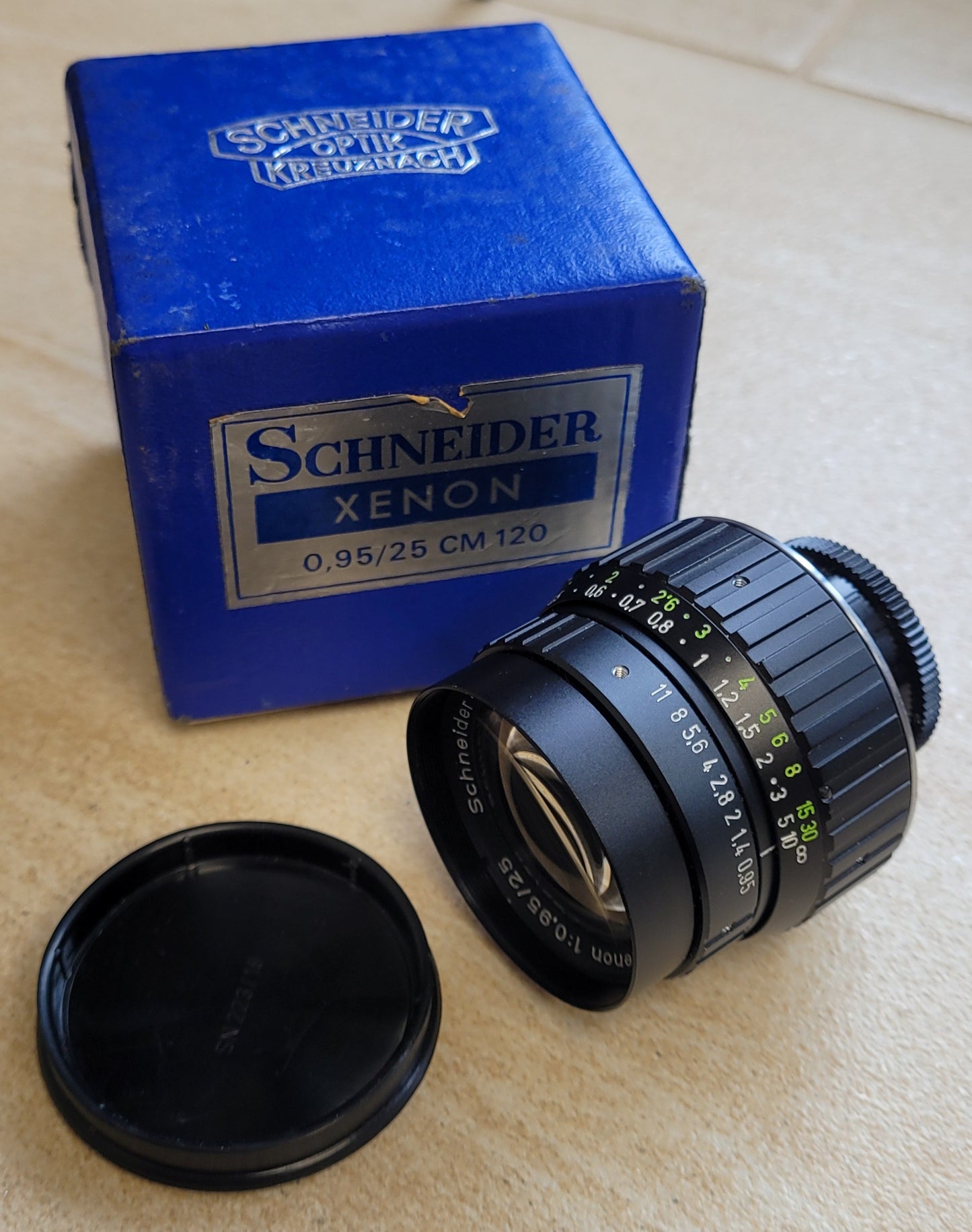 Schneider-Kreuznach Xenon 25mm F0.95 C Mount lens S# 12464474