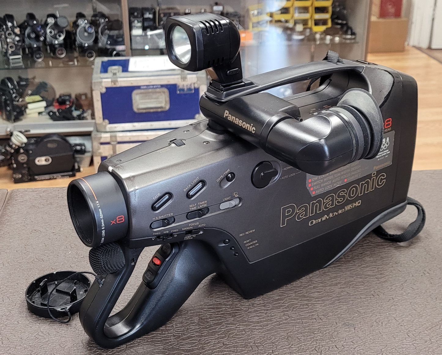 Panasonic PV-704 Omnimovie VHS Camcorder S# C1WA11691