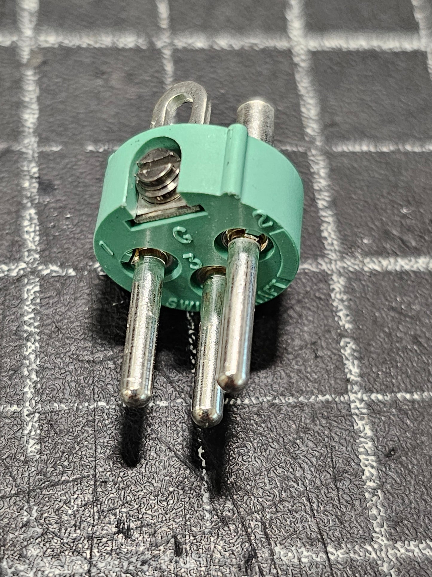 Switchcraft QG3M 3-pin XLR Male insert connector only