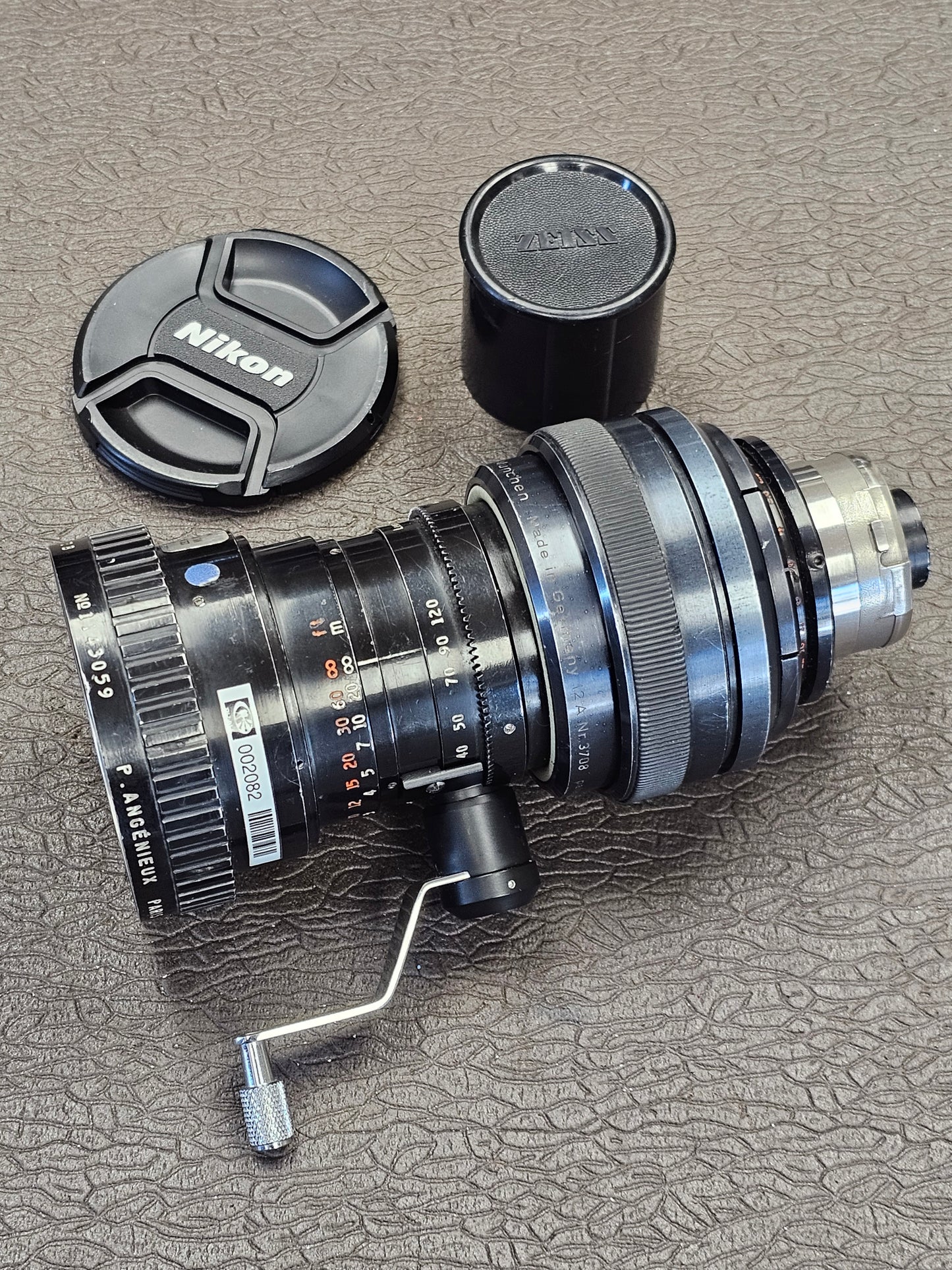 Angenieux 12-120mm t/2.5 Arri Bayonet Mount with Chrosziel Fluid Zoom Dampener S# 1143059