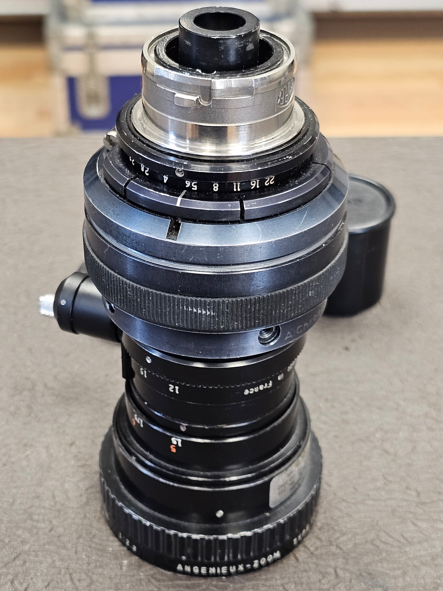 Angenieux 12-120mm t/2.5 Arri Bayonet Mount with Chrosziel Fluid Zoom Dampener S# 1143059