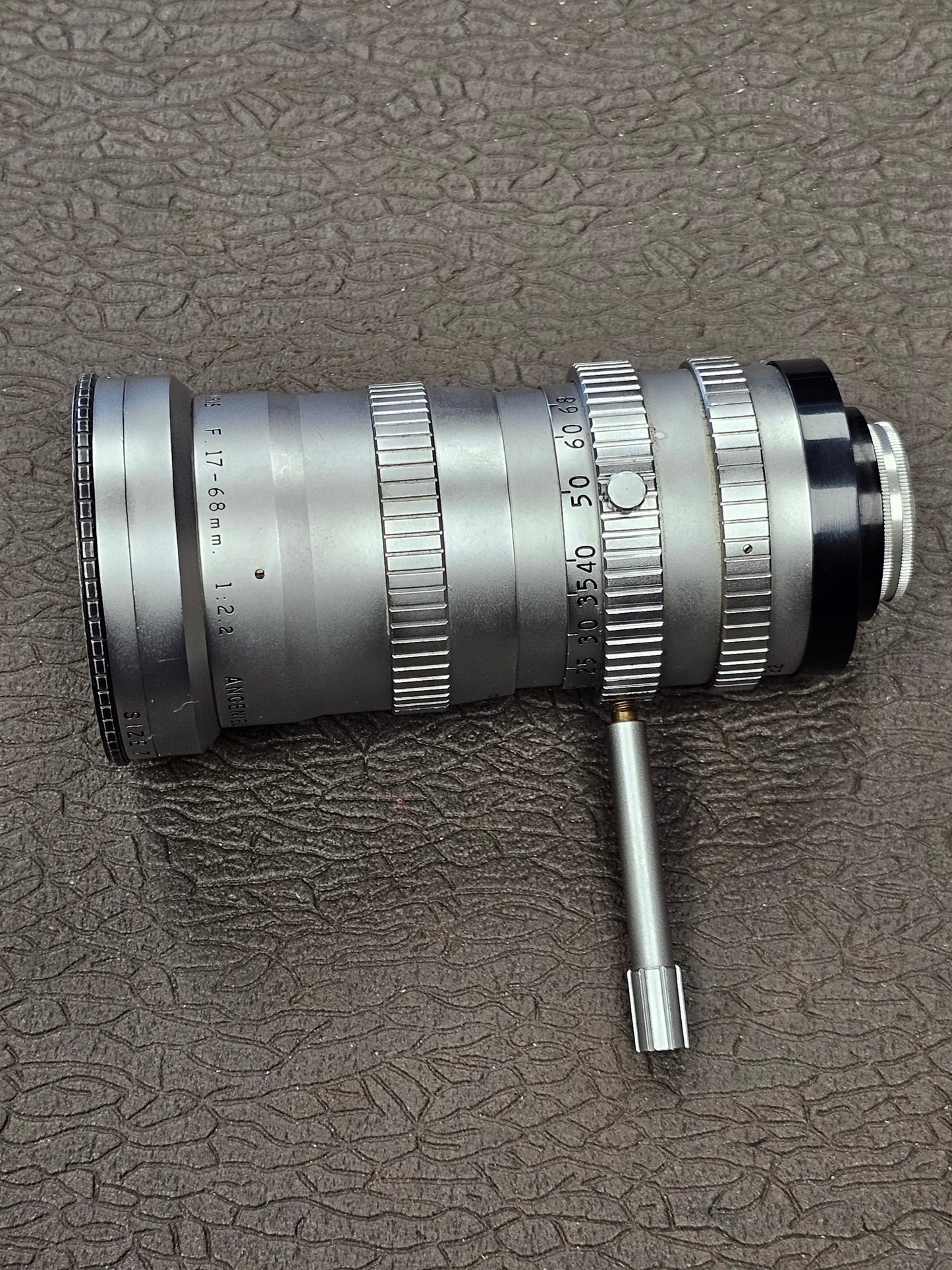 Angenieux 17-68mm f2.2 C-Mount Zoom lens Type L2 (Silver Version) S# 812025