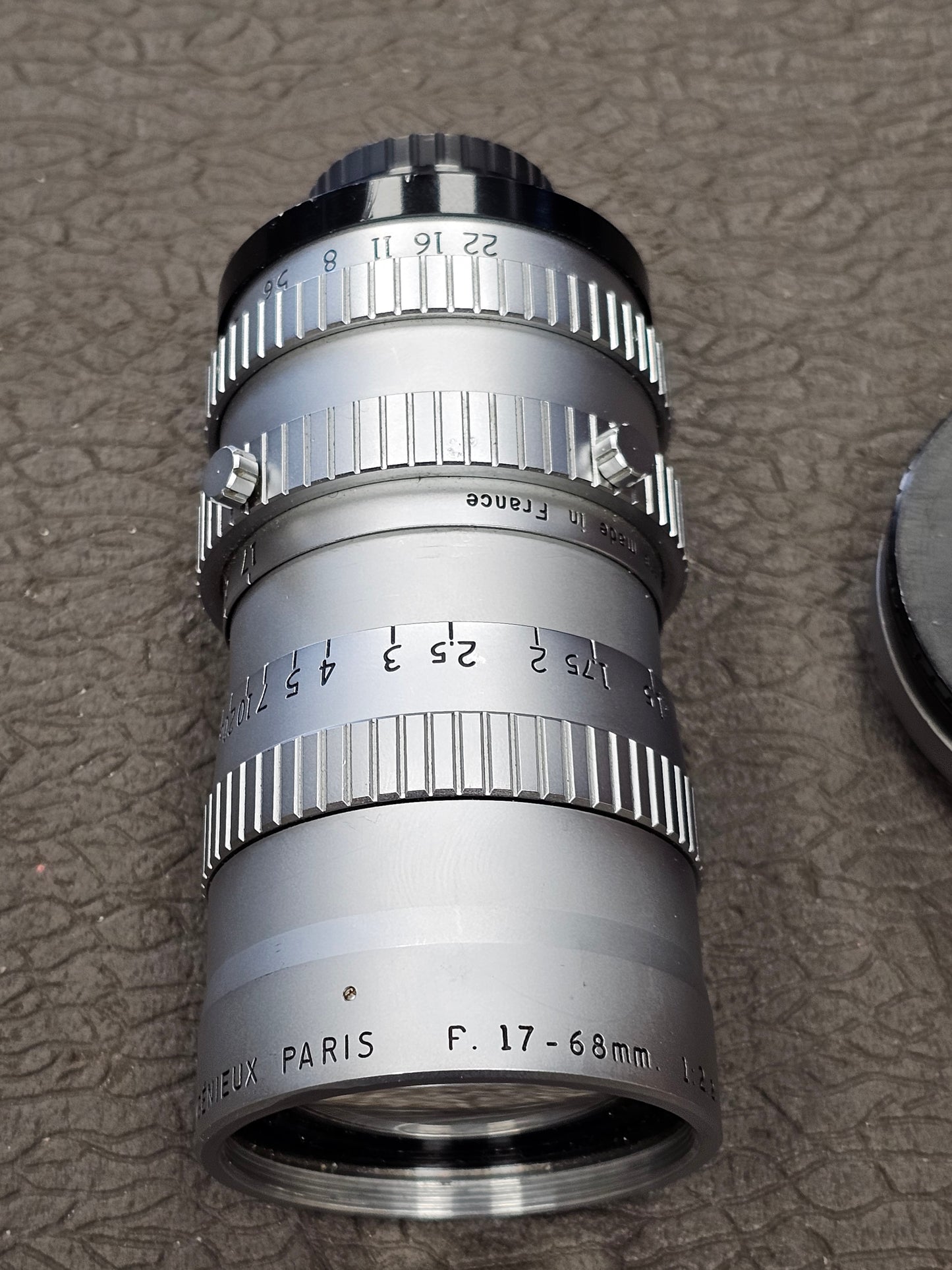 Angenieux 17-68mm f2.2 C-Mount Zoom lens Type L2 (Silver Version) S# 1103173