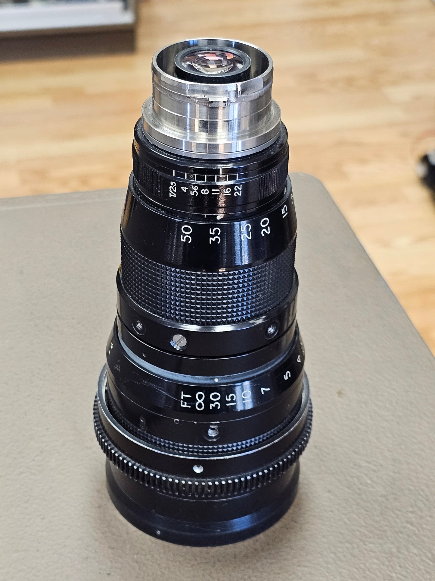 Cooke 9-50mm T2.5 Zoom Lens Arri Bayonet Mount S# 784816