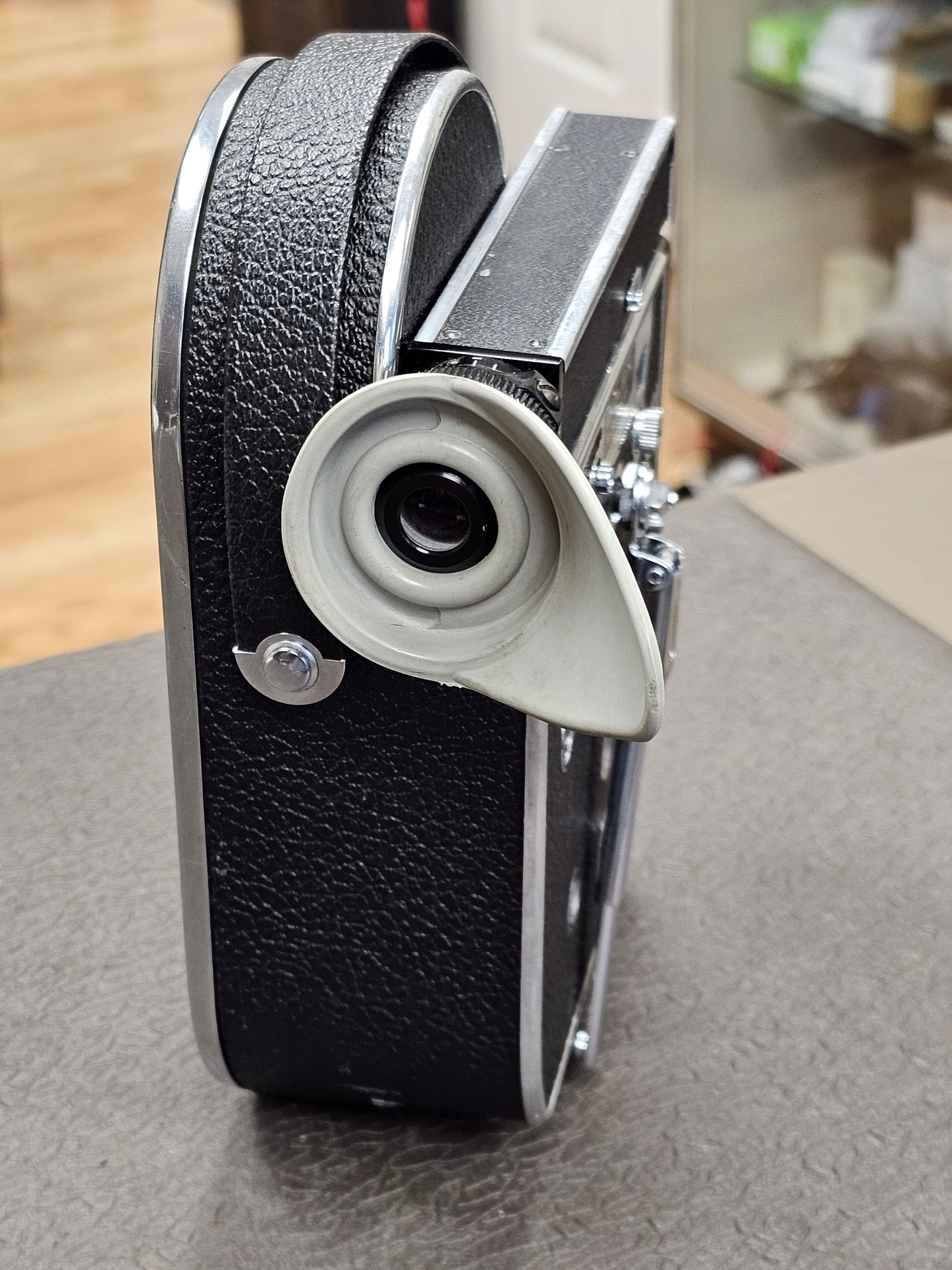 Bolex Super 16 REX 2 Camera body with 10x viewfinder S# 206342-124032