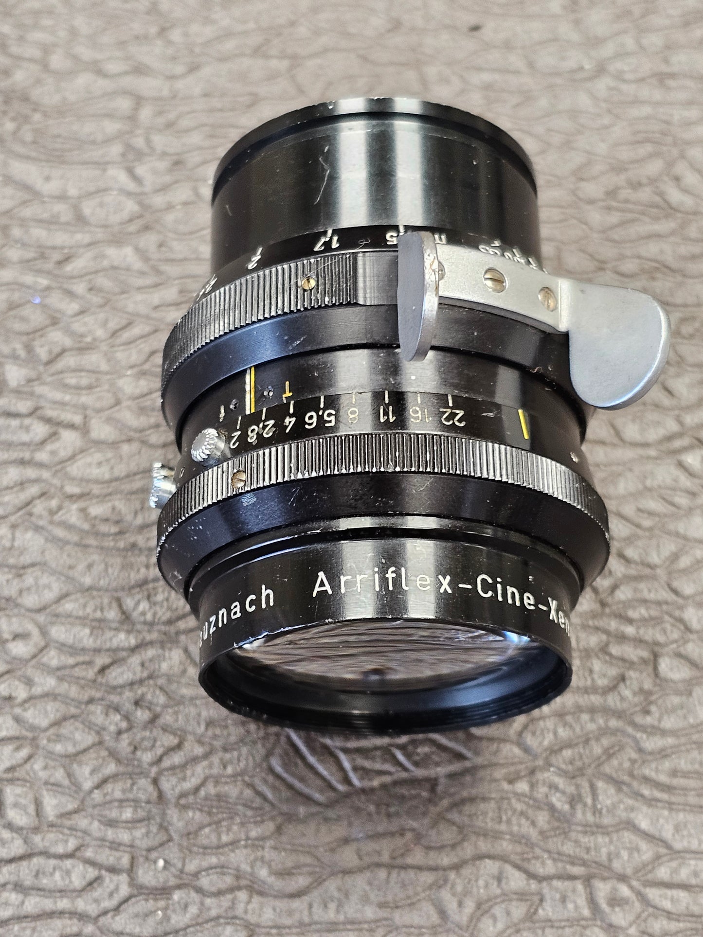 Schneider-Kreuznach Arriflex-Cine-Xenon 75mm T2 Arri Standard Mount S# 6828019