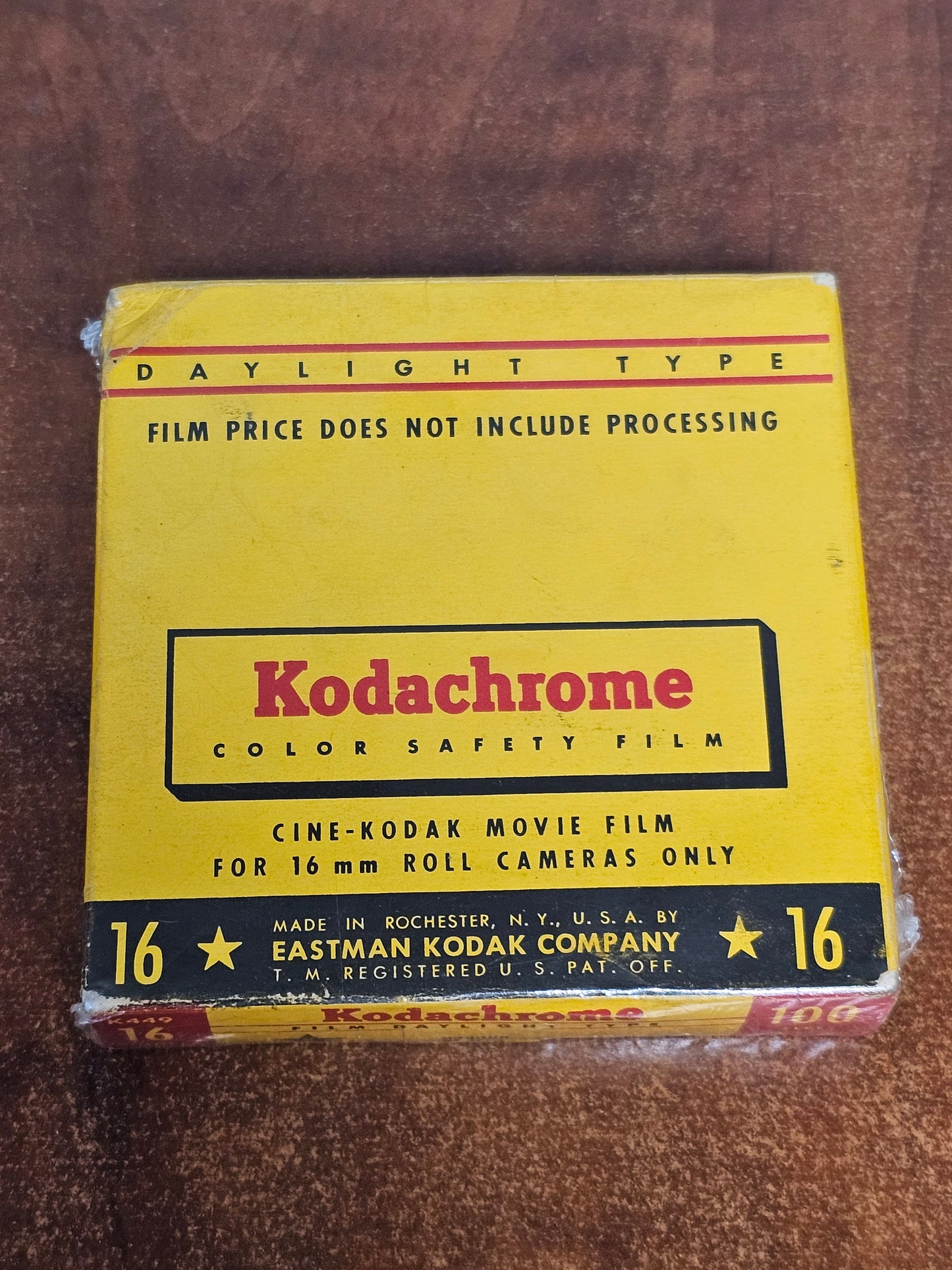 KODAK 16mm 100' Kodachrome Color Safety Film ( Expired Stock )