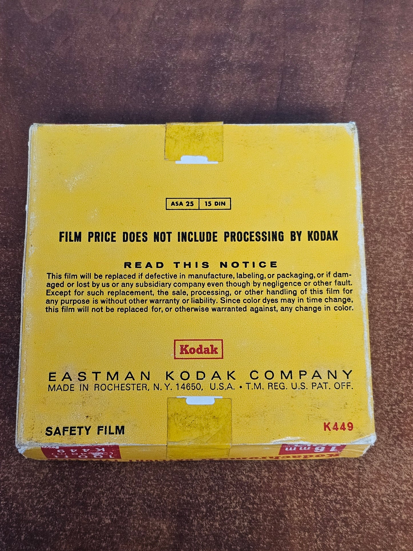 KODAK 16mm 100' Kodachrome II Color Safety Film ( Expired Stock )