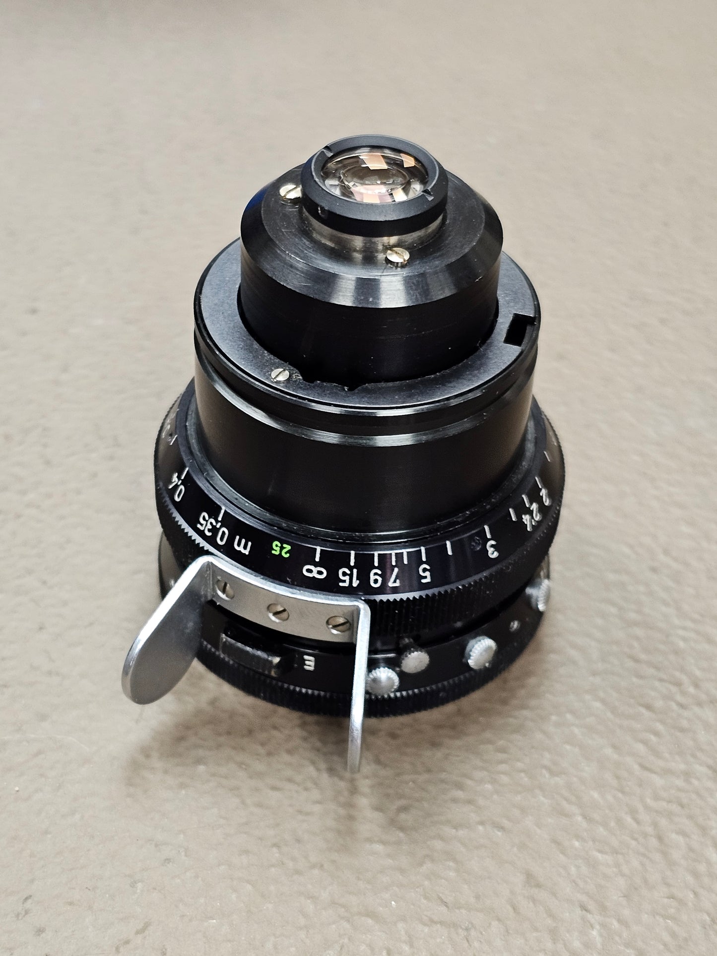 Schneider-Kreuznach Arriflex-Cine-Xenon 25mm T1.4 Arri Standard Mount S# 9050220