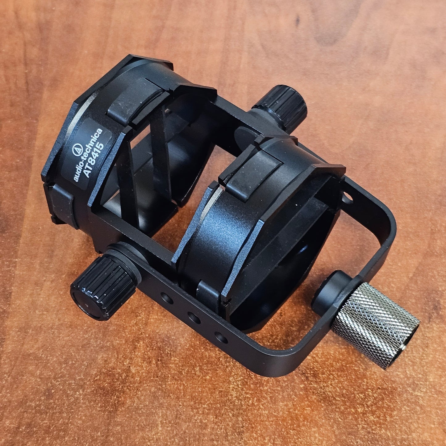 Audio-Technica AT8415 Universal Shockmount