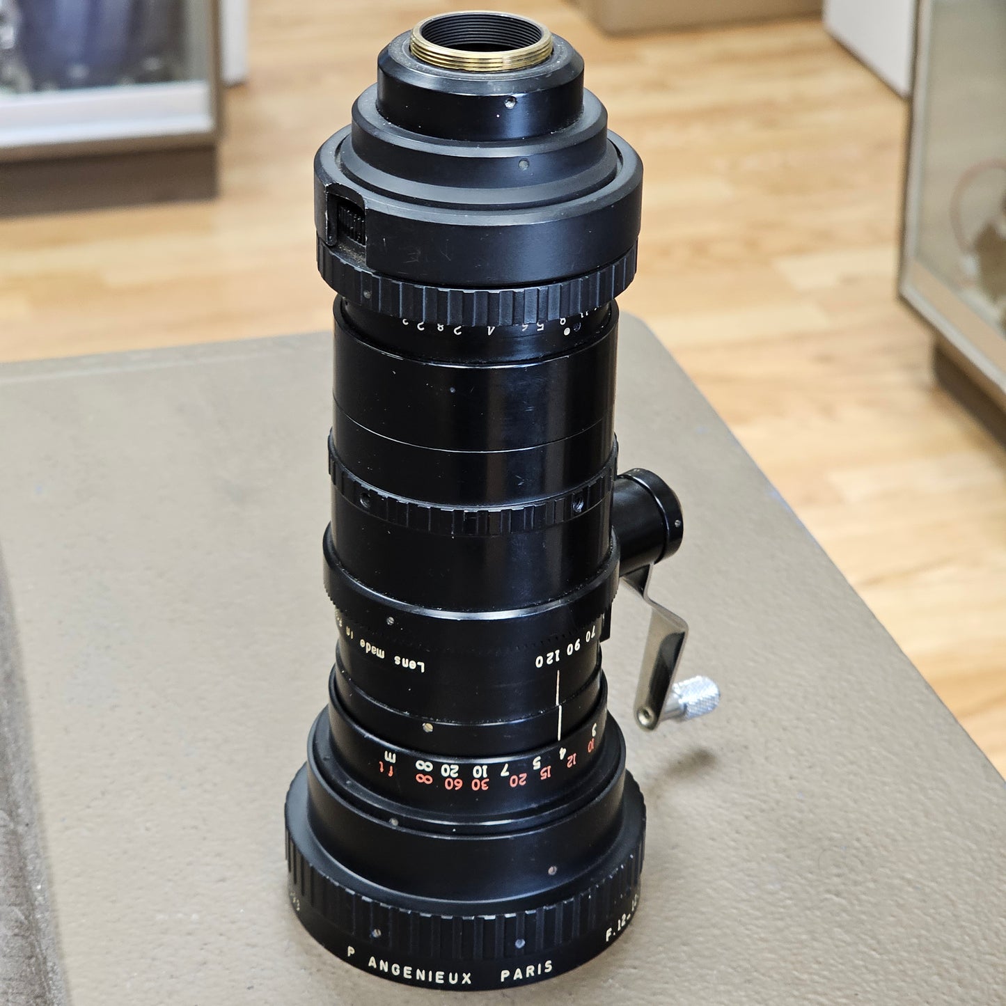 Angenieux 12-120mm T2.5 Type 10 x 12B C-Mount Zoom lens S# 1273593