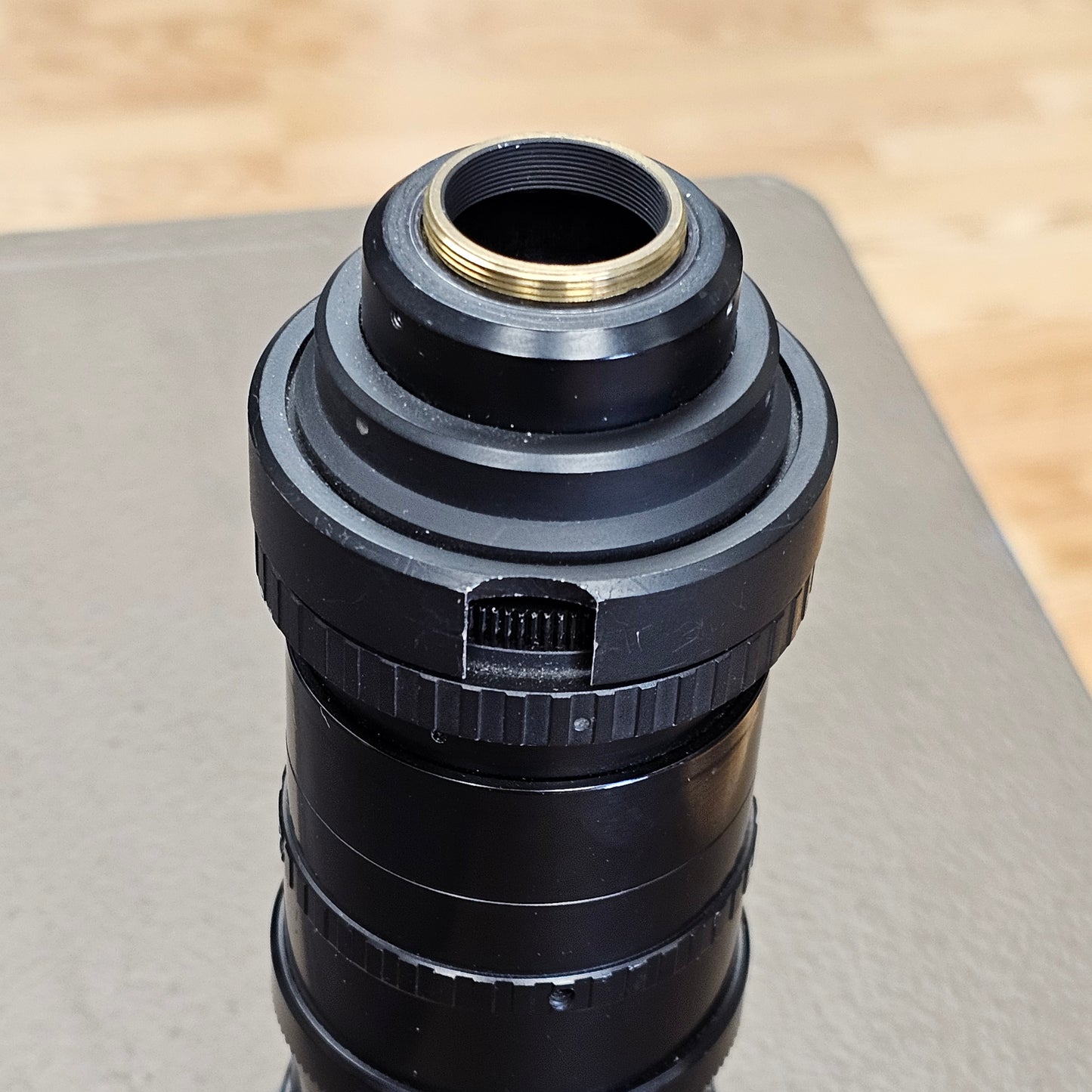 Angenieux 12-120mm T2.5 Type 10 x 12B C-Mount Zoom lens S# 1273593