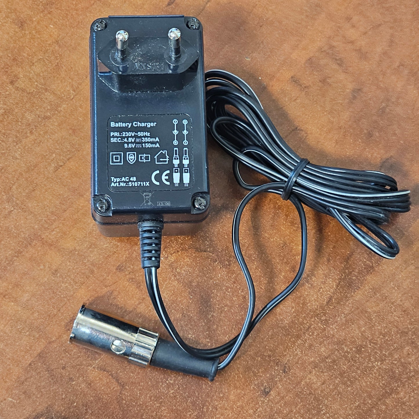 Ansmann AC 48 Battery Charger 230V with 3-pin Female DIN connector