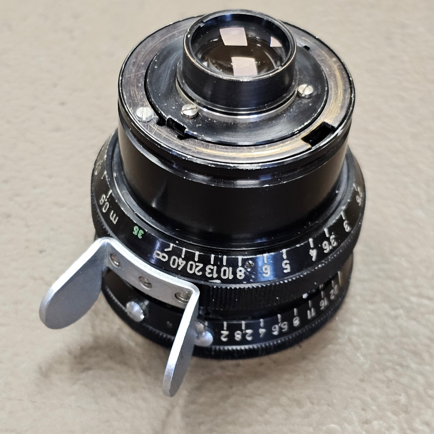 Schneider-Kreuznach Arriflex-Cine-Xenon 35mm T2 Arri Standard Mount Lens (35mm format) S# 10267559