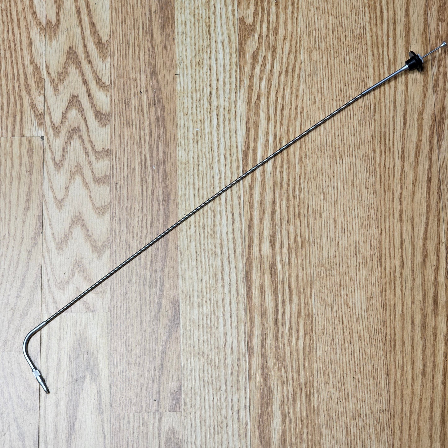 Beaulieu flexible Cable Release 18" long bent tip