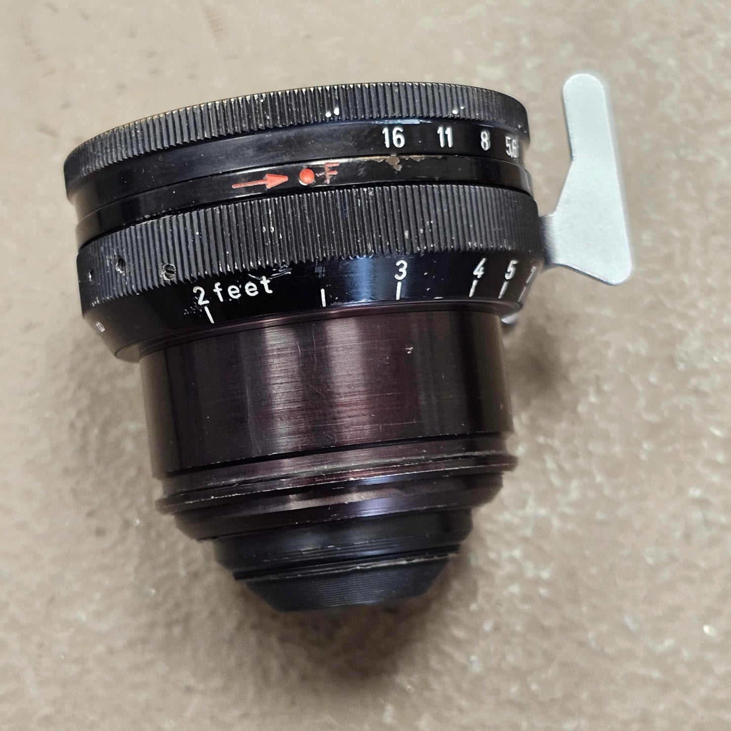 Carl Zeiss Planar 32mm T2.2 Arri Standard Mount Lens S# 3767232