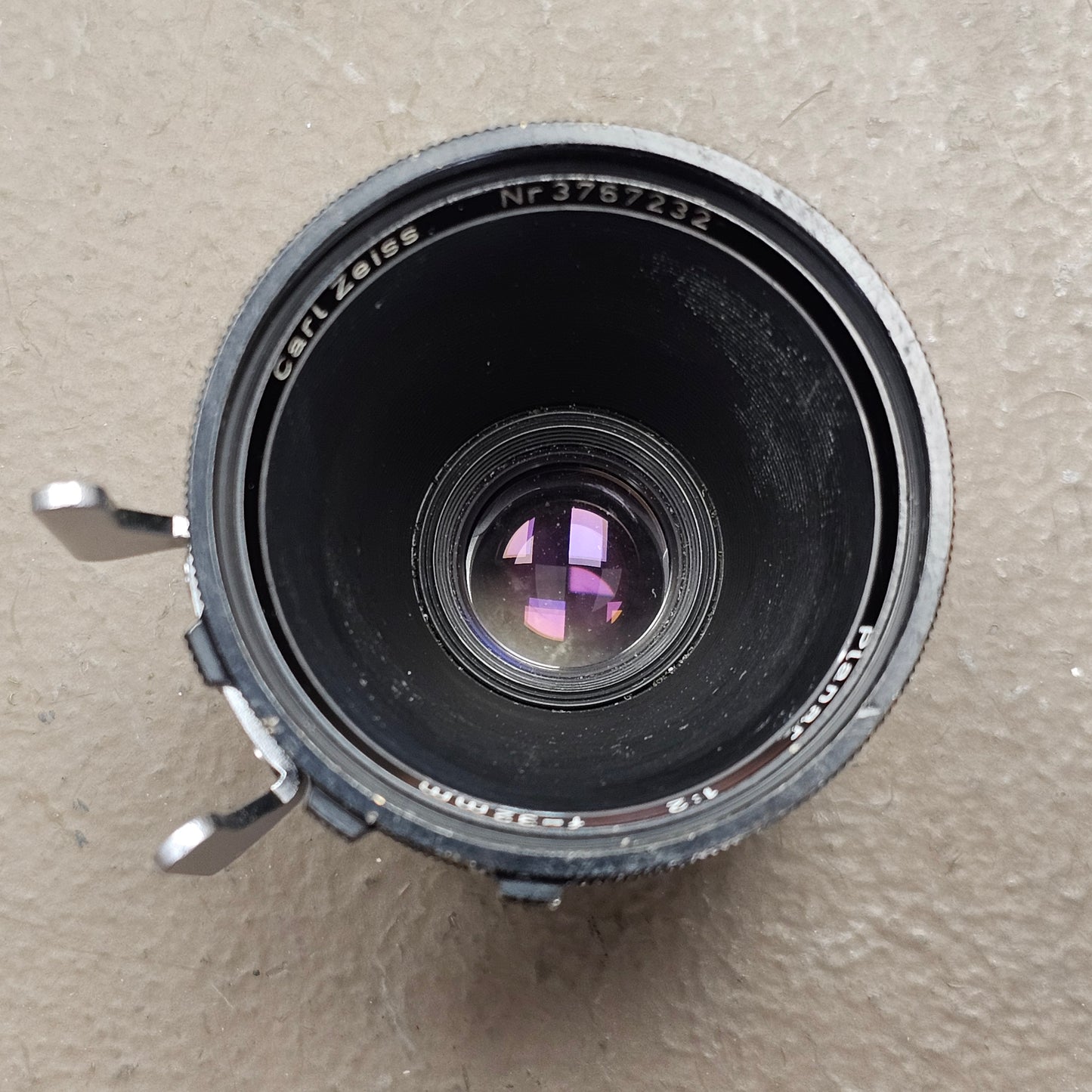 Carl Zeiss Planar 32mm T2.2 Arri Standard Mount Lens S# 3767232