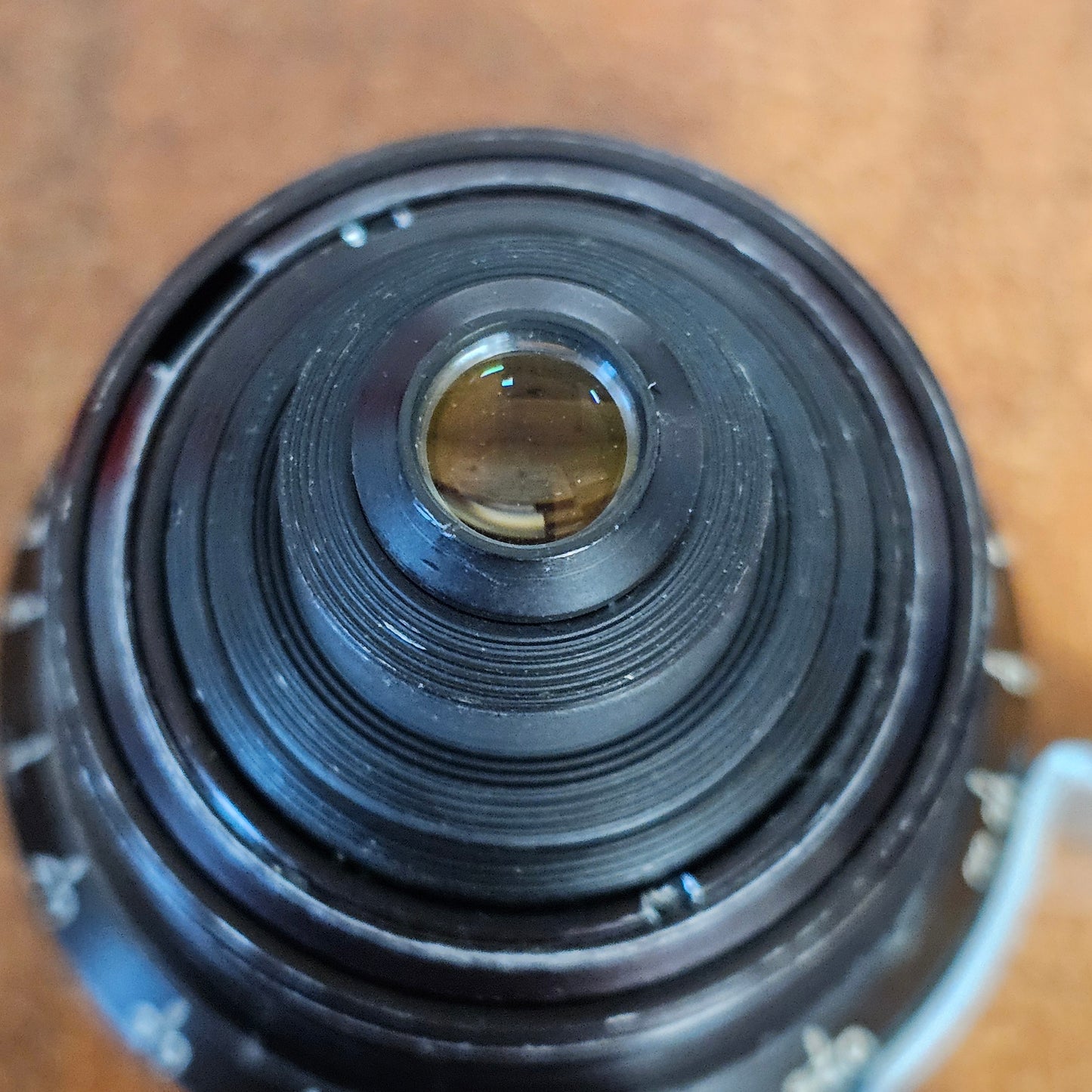 Carl Zeiss Planar 16mm T2.2 Arri Standard Mount Lens S# 2695744