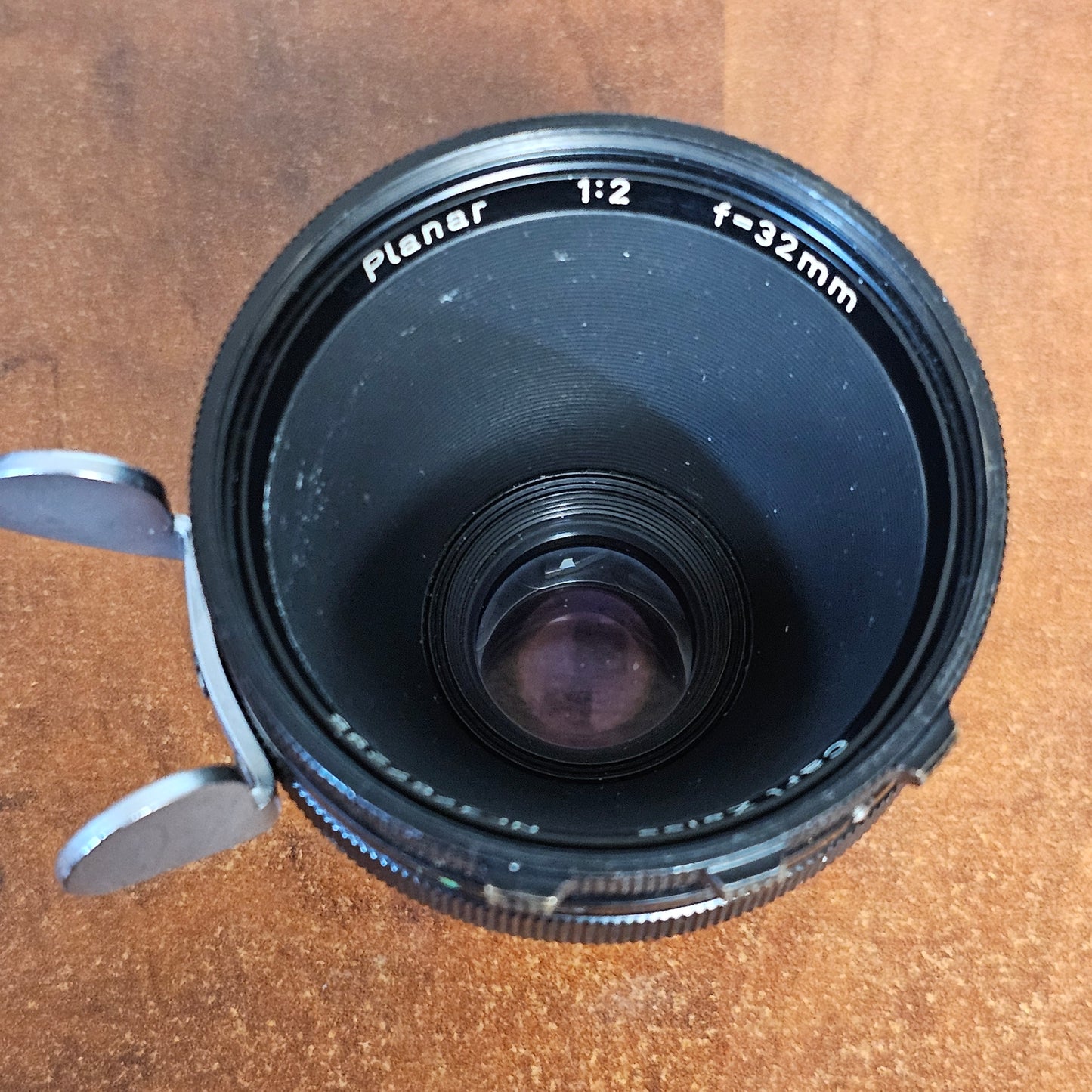 Carl Zeiss Planar 32mm T2.2 Arri Standard Mount Lens S# 3767295