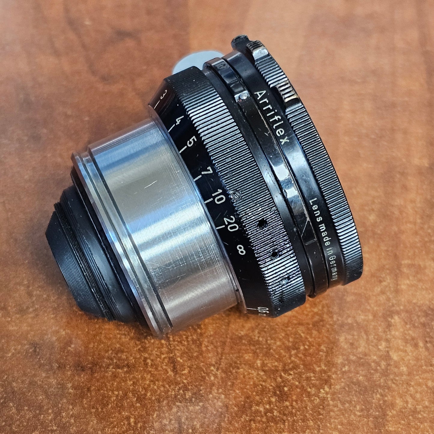 Carl Zeiss Planar 32mm T2.2 Arri Standard Mount Lens S# 3767295