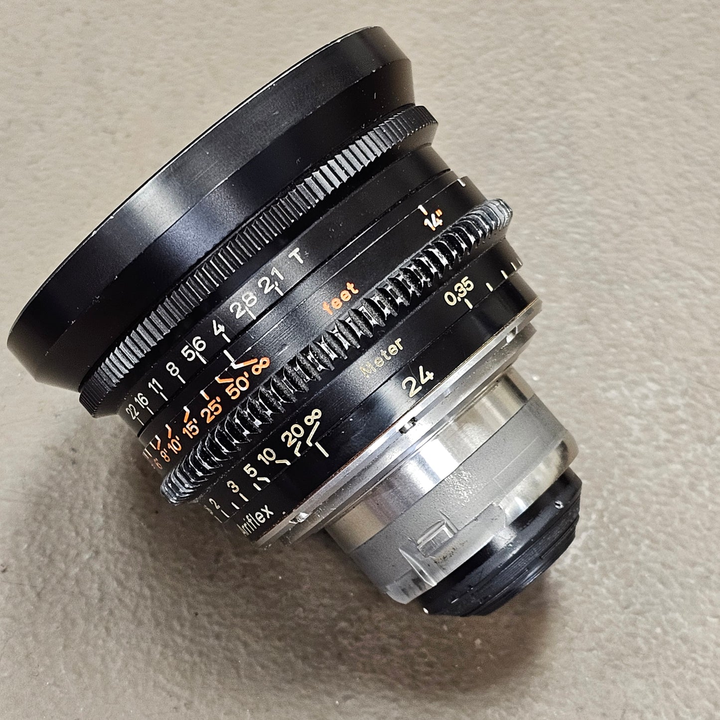 Zeiss Distagon 24mm T2.1 Mark II Standard Speed Lens Arri Bayonet Mount S# 6671768