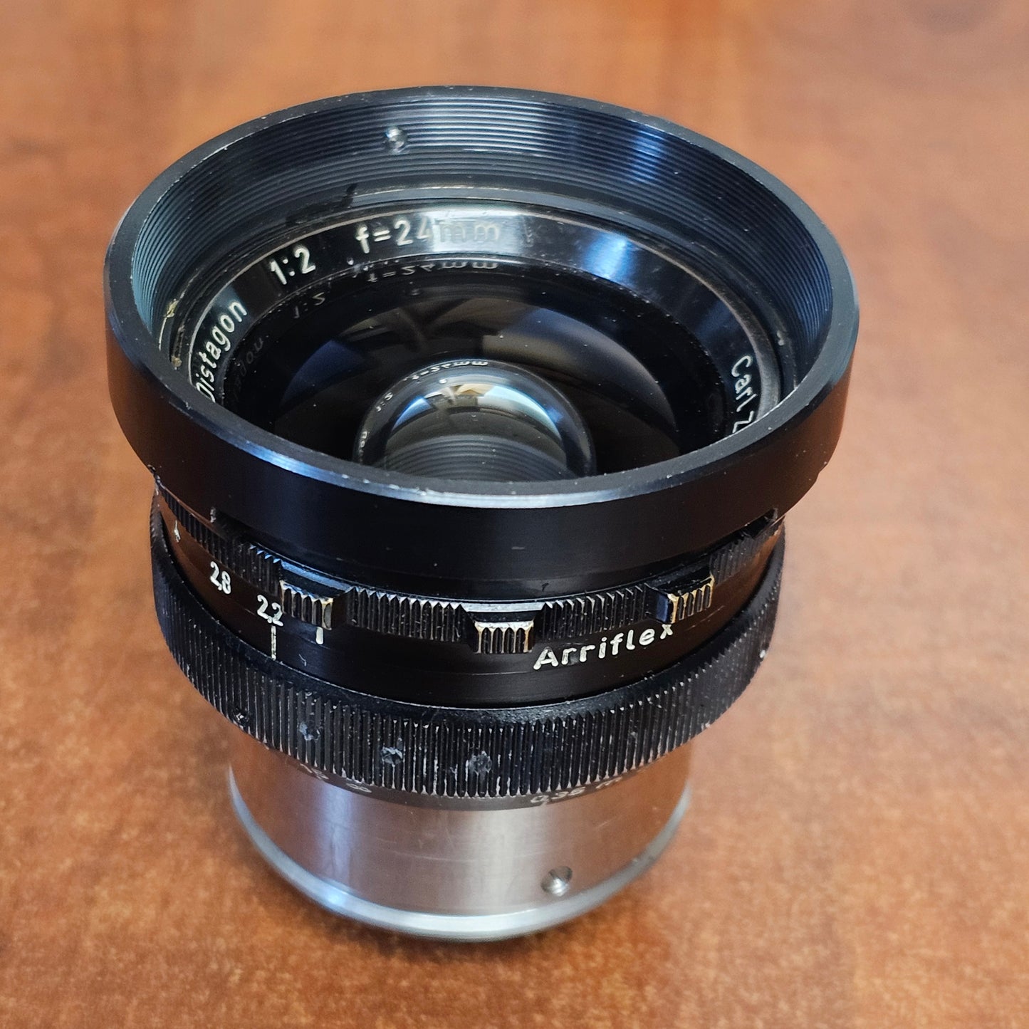 Carl Zeiss Distagon 24mm T2.2 Arri Standard Mount Lens S# 4543663