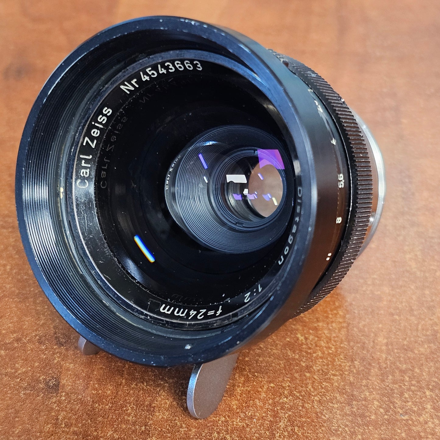 Carl Zeiss Distagon 24mm T2.2 Arri Standard Mount Lens S# 4543663