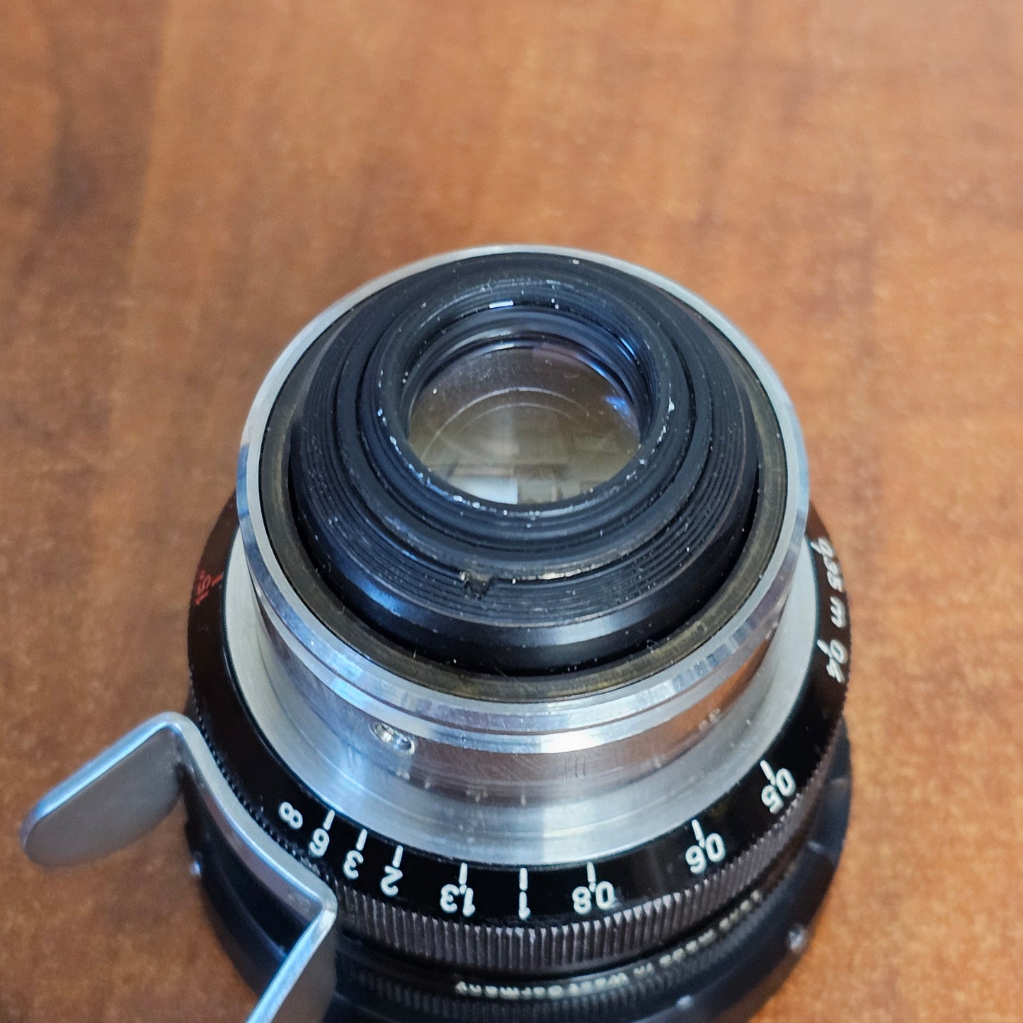 Carl Zeiss Distagon 24mm T2.2 Arri Standard Mount Lens S# 4543663