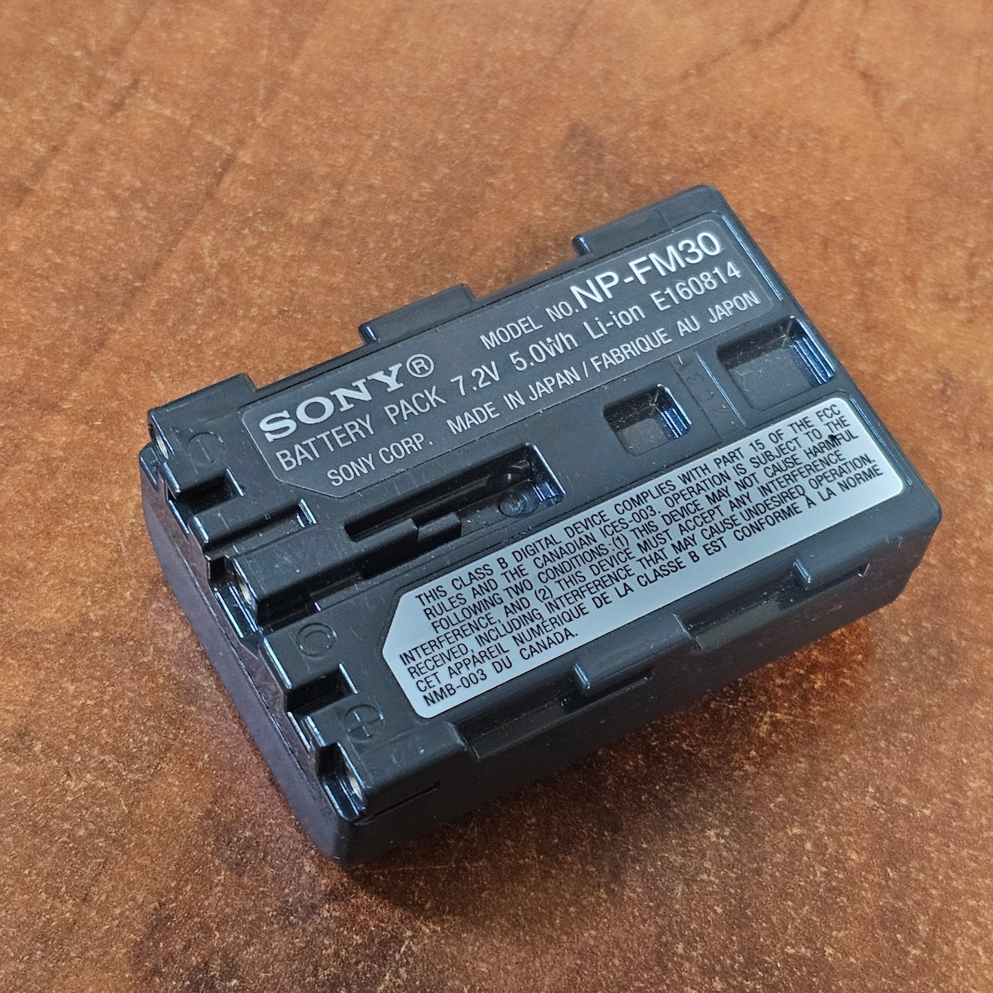 Sony NP-FM30 Rechargeable InfoLithium M Battery (7.2V)