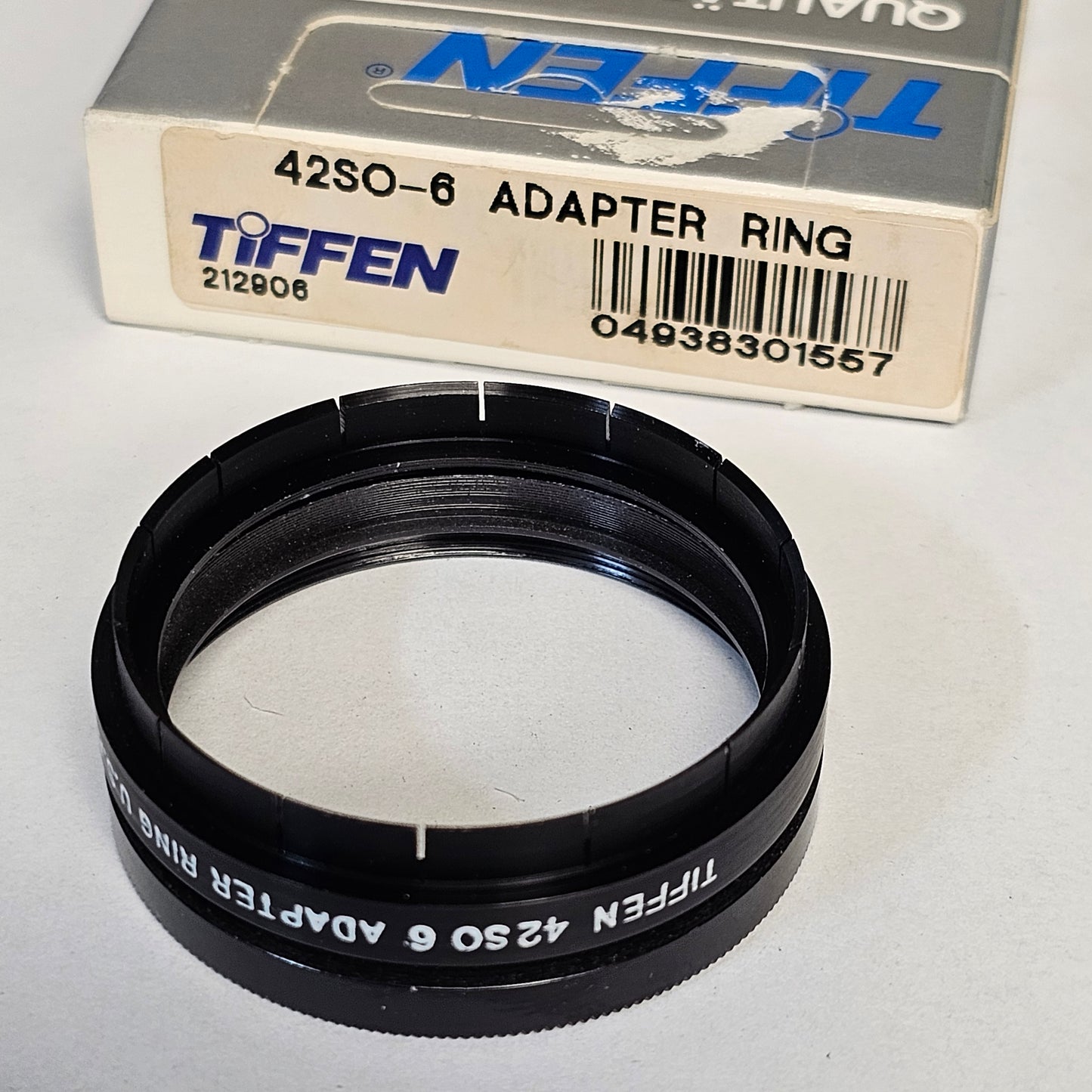 Tiffen 42 SO-6 Series 6 Adapter Ring & Retaining Ring