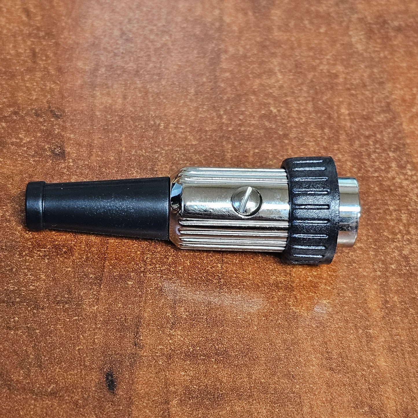 3-pin DIN Male connector