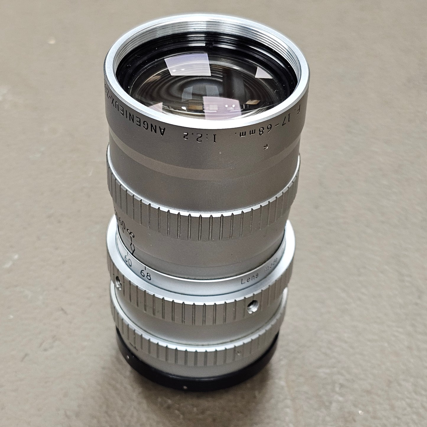 Angenieux 17-68mm f2.2 C-Mount Zoom lens Type L2 (Silver Version) S# 1087401