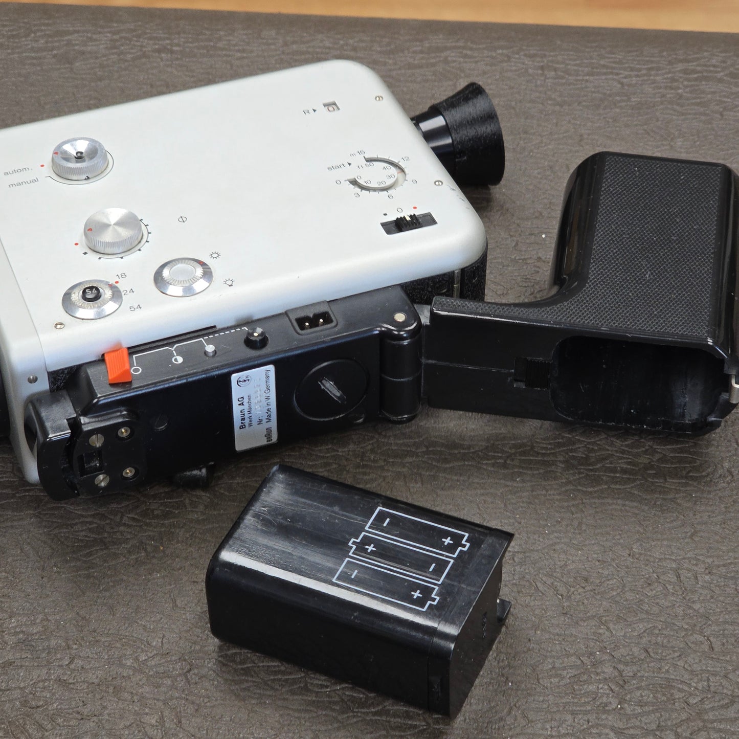 Nizo S800 Super 8mm Camera S# 1026625