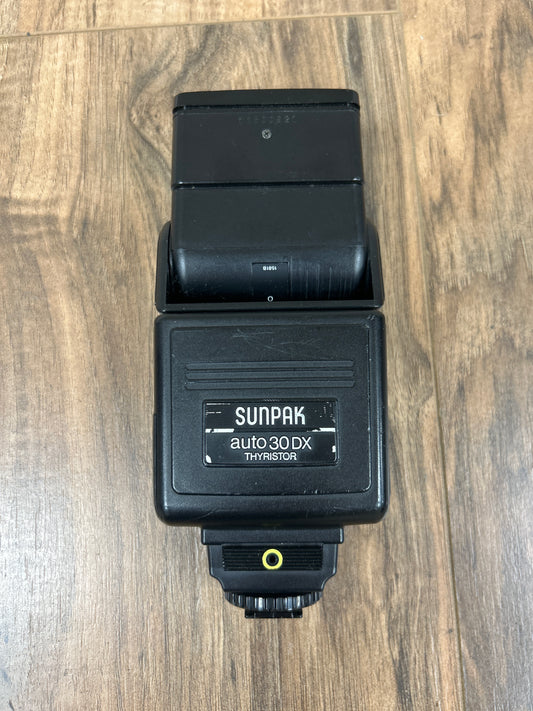 Sunpak Auto 30DX Thyristor Speedlight S# 73500921