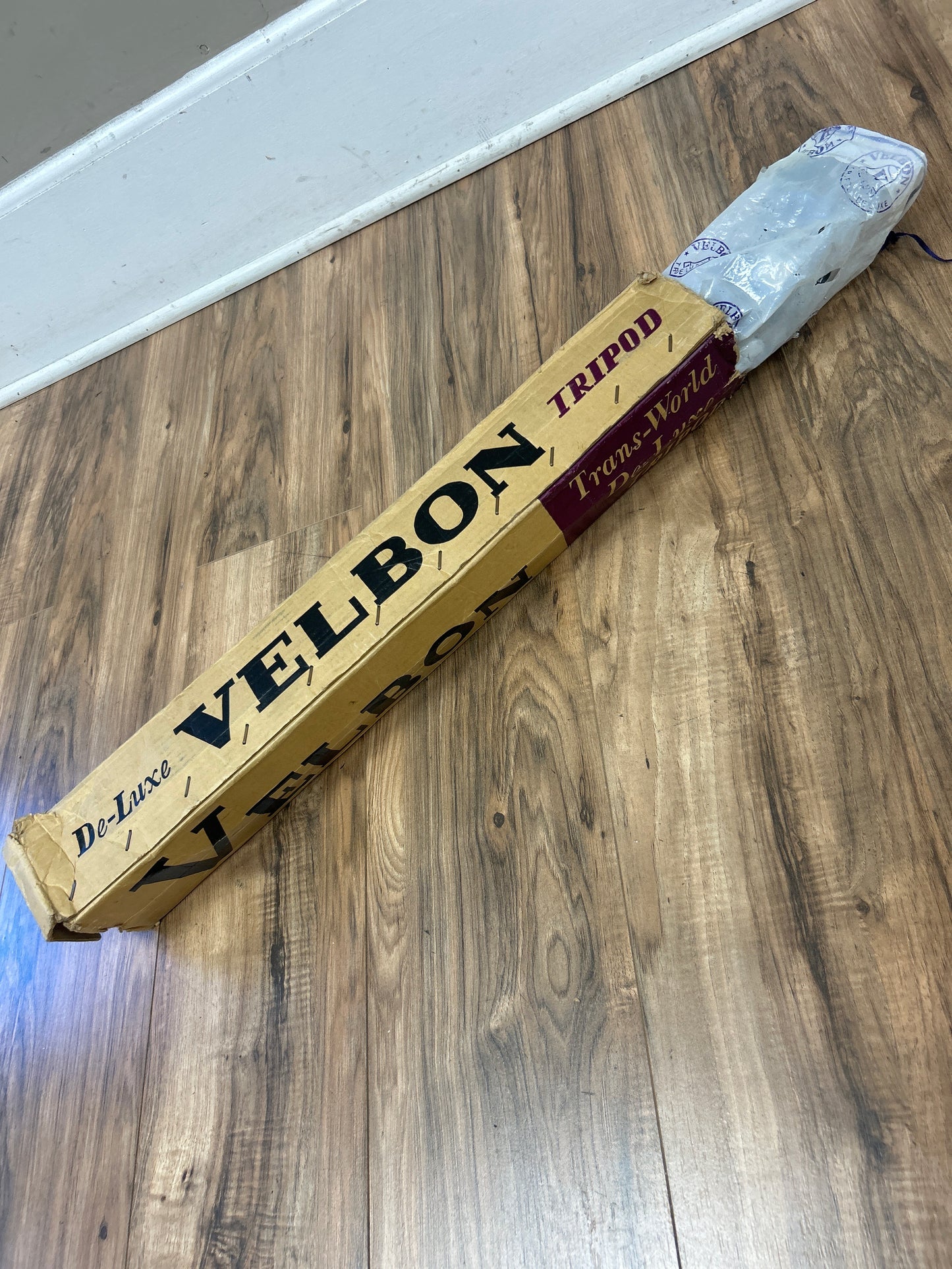 Velbon Deluxe Tripod - Vintage