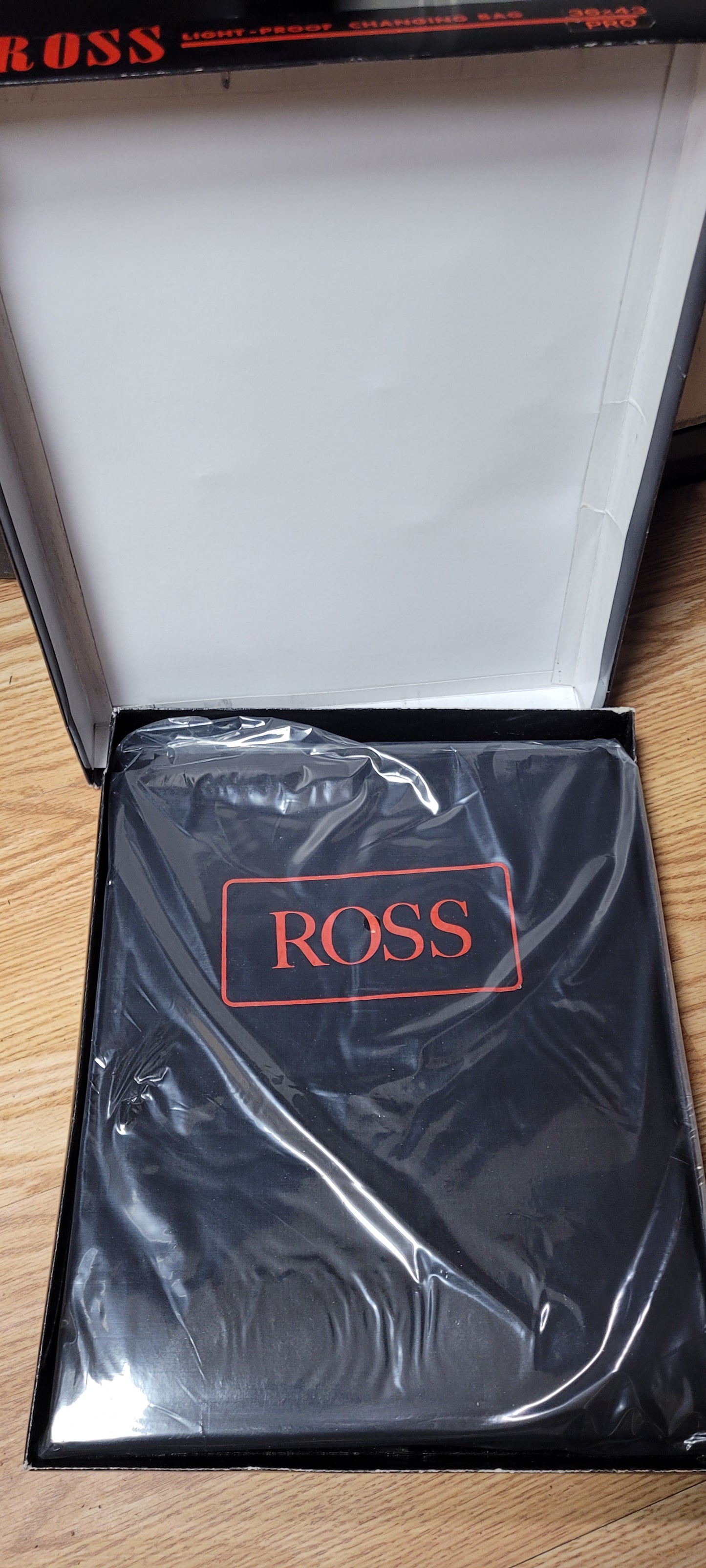 ROSS Changing Bag 36" x 43"